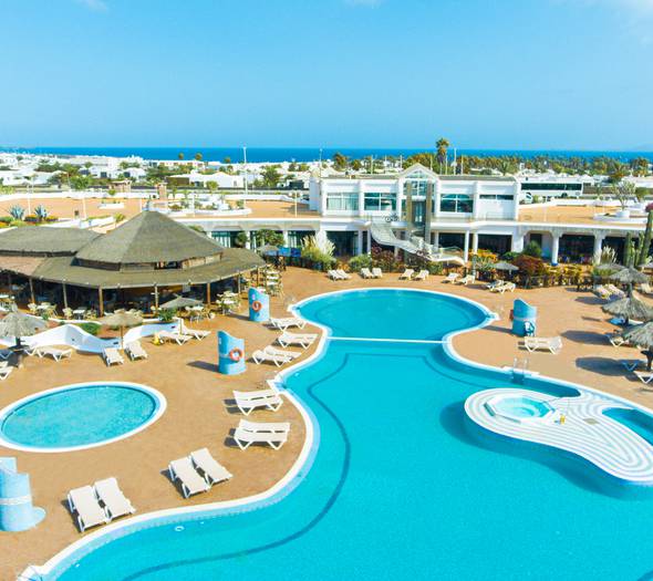 Piscinas Hotel HL Club Playa Blanca**** Lanzarote