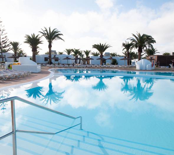 Piscinas Hotel HL Río Playa Blanca**** Lanzarote