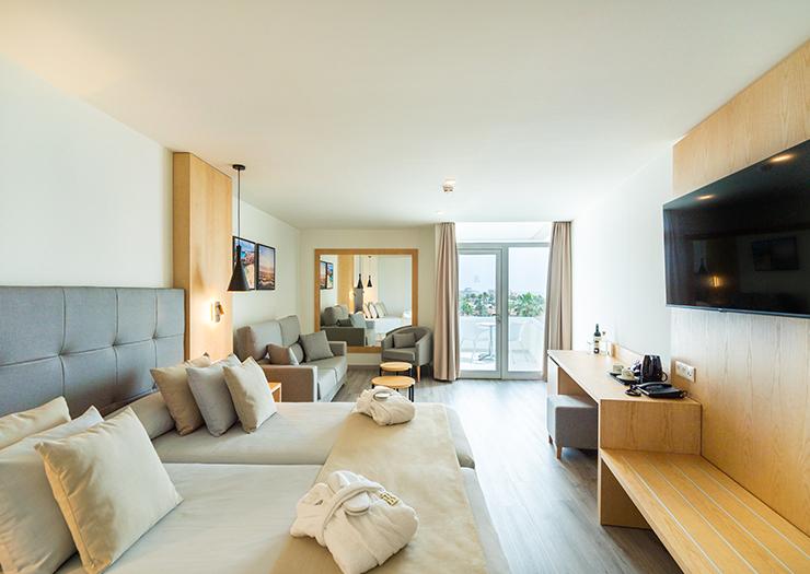 Oferta válida entre 15/07/2026 y el 30/09/2026 Hotel HL Rondo**** Gran Canaria Oferta válida entre 15/07/2026 y el 30/09/2026 Hotel HL Rondo**** Gran Canaria