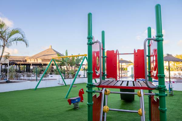 Parque infantil Hotel HL Club Playa Blanca**** Lanzarote Parque infantil Hotel HL Club Playa Blanca**** Lanzarote