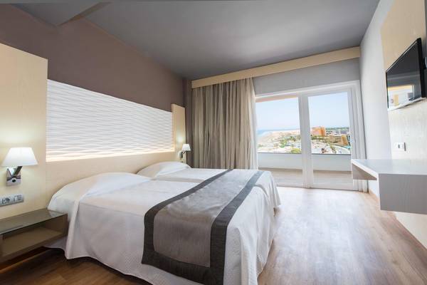 Suite con vista mar Hotel HL Suitehotel Playa del Ingles**** en Gran Canaria