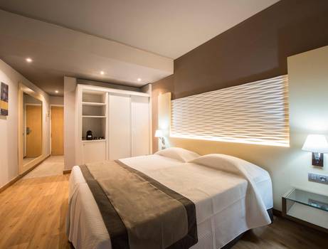 Alojamiento Hotel HL Suitehotel Playa del Ingles**** Gran Canaria