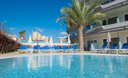 PISCINAS Hotel HL Suite Nardos**** en Gran Canaria PISCINAS Hotel HL Suite Nardos**** en Gran Canaria