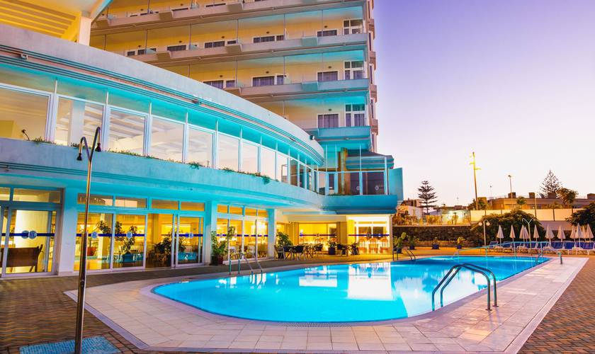 Piscina Hotel HL Suitehotel Playa del Ingles**** Gran Canaria