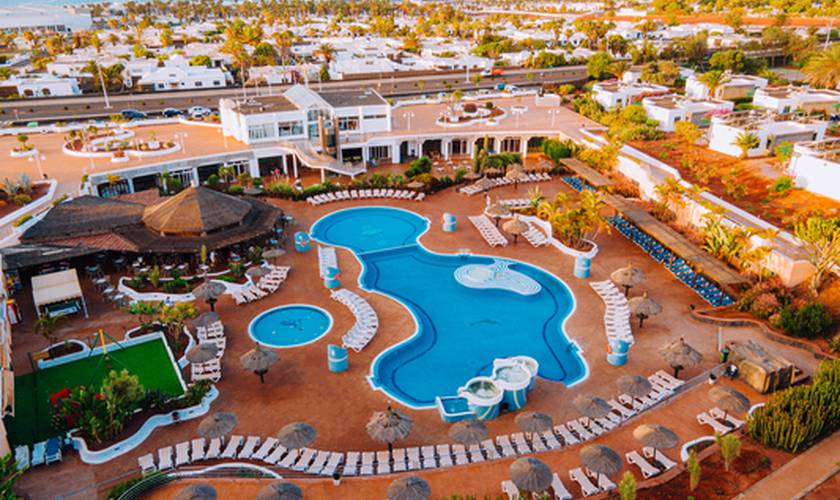 Piscina Hotel HL Club Playa Blanca**** Lanzarote