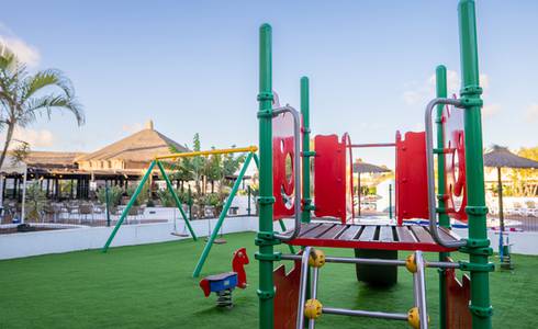 PARQUE INFANTIL Hotel HL Club Playa Blanca**** en Lanzarote PARQUE INFANTIL Hotel HL Club Playa Blanca**** en Lanzarote
