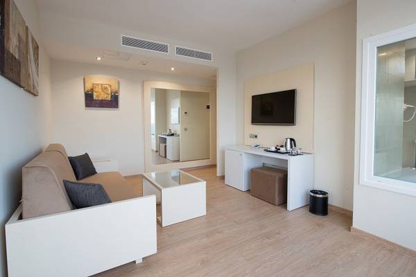 Master Suite Hotel HL Suitehotel Playa del Ingles**** en Gran Canaria Master Suite Hotel HL Suitehotel Playa del Ingles**** en Gran Canaria