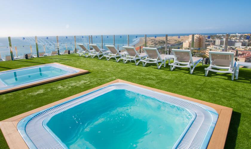 Solárium Hotel HL Suitehotel Playa del Ingles**** Gran Canaria