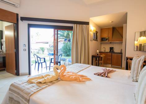 STUDIO Hotel HL Miraflor Suites**** en Gran Canaria STUDIO Hotel HL Miraflor Suites**** en Gran Canaria