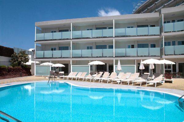 Piscina Hotel HL Suite Nardos**** en Gran Canaria Piscina Hotel HL Suite Nardos**** en Gran Canaria