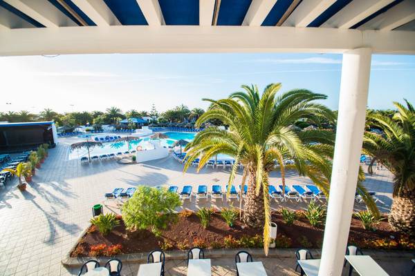 TERRAZA SOLARIUM Hotel HL Río Playa Blanca**** Lanzarote TERRAZA SOLARIUM Hotel HL Río Playa Blanca**** Lanzarote