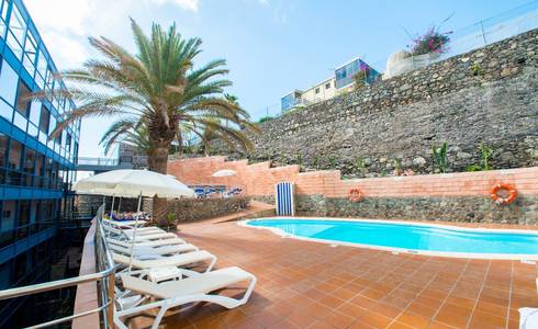 TERRAZA SOLARIUM Hotel HL Sahara Playa**** en Gran Canaria TERRAZA SOLARIUM Hotel HL Sahara Playa**** en Gran Canaria