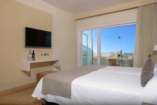 Doble Vista Mar Hotel HL Suitehotel Playa del Ingles**** en Gran Canaria