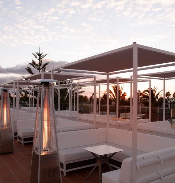 Terraza Chill Out Hotel HL Río Playa Blanca**** Lanzarote Terraza Chill Out Hotel HL Río Playa Blanca**** Lanzarote