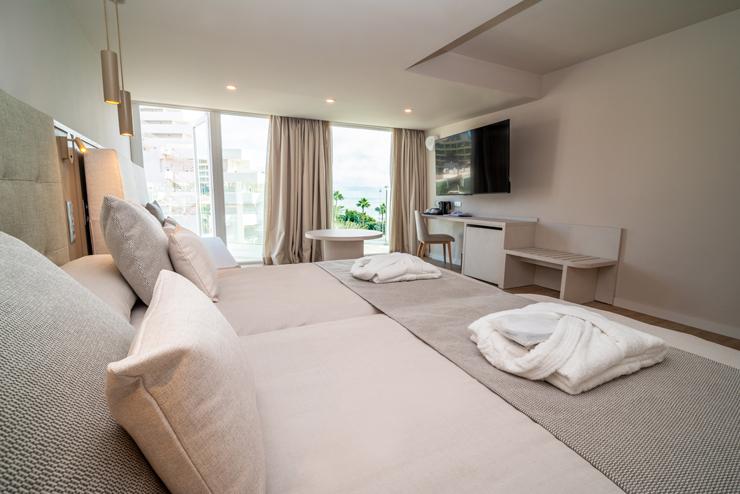 HABITACIÓN DOBLE SUPERIOR Hotel HL Sahara Playa**** Gran Canaria HABITACIÓN DOBLE SUPERIOR Hotel HL Sahara Playa**** Gran Canaria