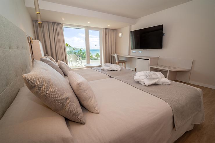 HABITACIÓN DOBLE SUPERIOR Hotel HL Sahara Playa**** Gran Canaria HABITACIÓN DOBLE SUPERIOR Hotel HL Sahara Playa**** Gran Canaria