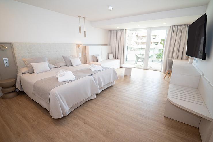 HABITACIÓN DOBLE SUPERIOR Hotel HL Sahara Playa**** Gran Canaria HABITACIÓN DOBLE SUPERIOR Hotel HL Sahara Playa**** Gran Canaria