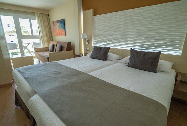 JUNIOR SUITE Hotel HL Suite Nardos**** Gran Canaria JUNIOR SUITE Hotel HL Suite Nardos**** Gran Canaria