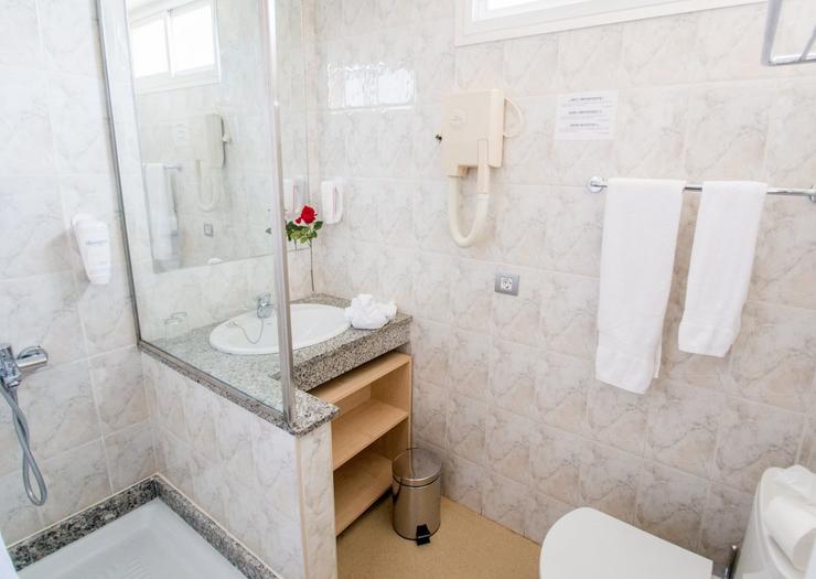 HABITACIÓN INDIVIDUAL Hotel HL Sahara Playa**** Gran Canaria HABITACIÓN INDIVIDUAL Hotel HL Sahara Playa**** Gran Canaria