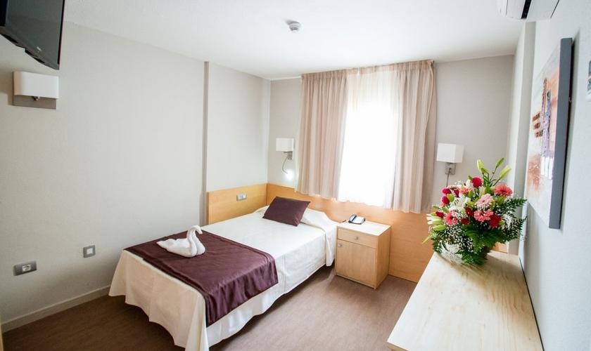 HABITACIÓN INDIVIDUAL Hotel HL Sahara Playa**** Gran Canaria HABITACIÓN INDIVIDUAL Hotel HL Sahara Playa**** Gran Canaria